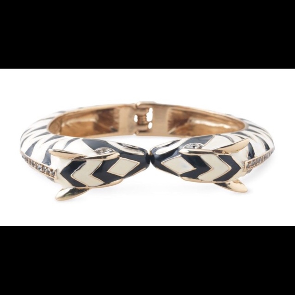 :: Stella & Dot⚜️🦓ExoticallyFun Kalahari Bangle✨ - Picture 8 of 10